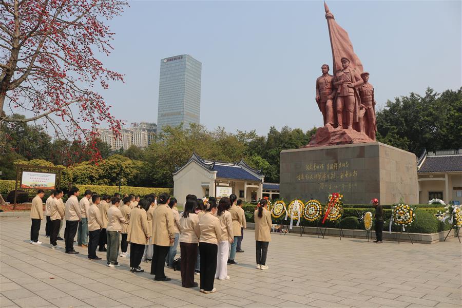 球王会·(中国)体育官方网站